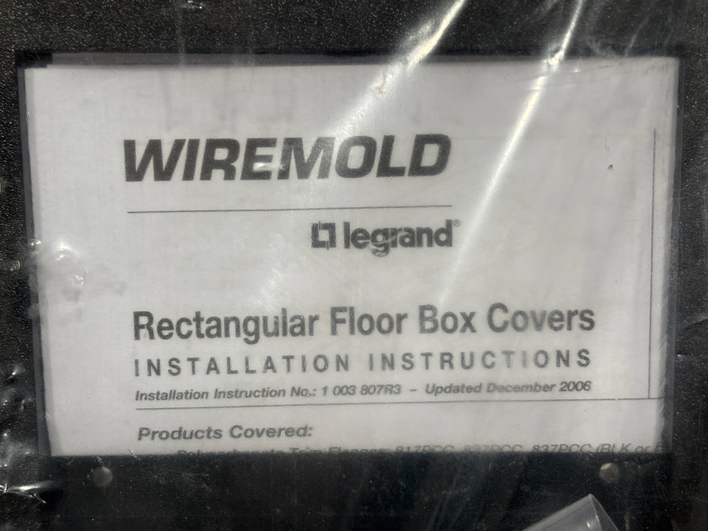 New 2PC WireMold 837PCC-BLK Non-Metallic 3-Gang Carpet Flange