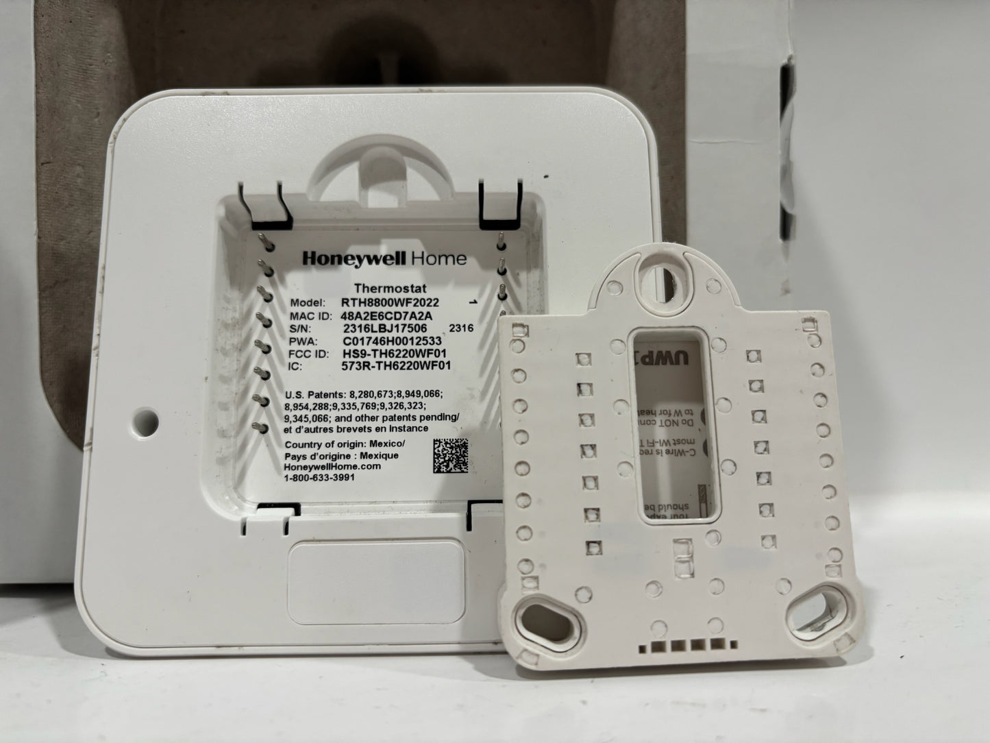 Refurbished HoneyWell T5 Smart Thermostat w/ Home & away Mode