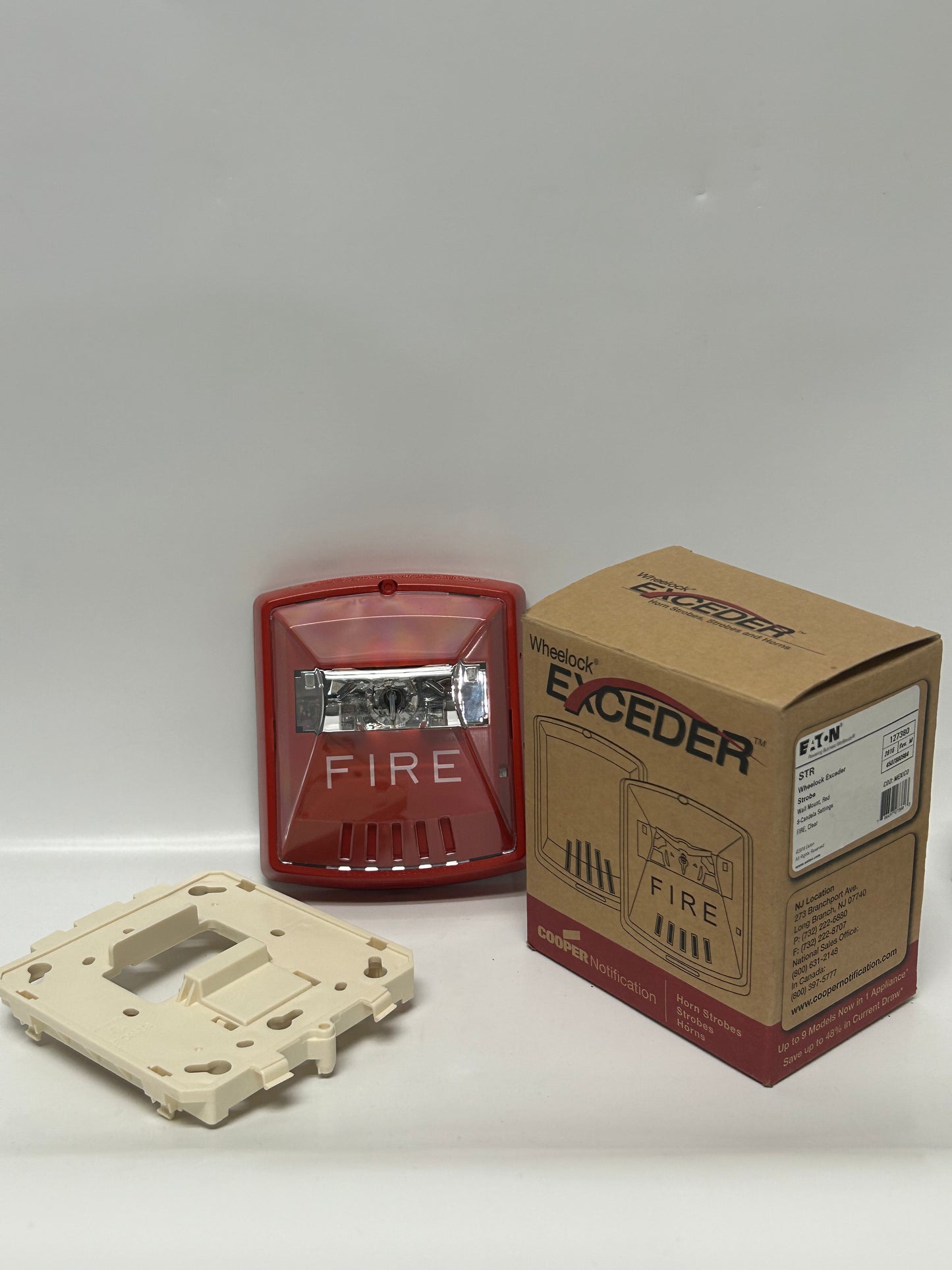 EATON STR 127380 Wheelock Exceder Strobe, Wall Mount, Red