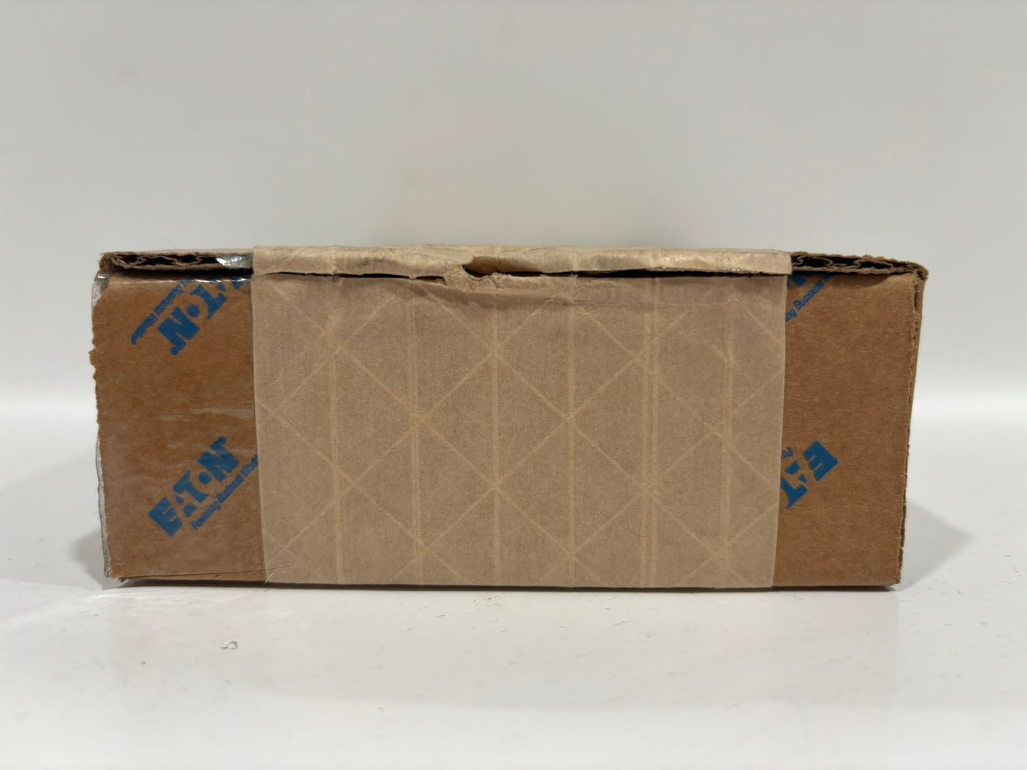 EATON Power Defense PDG5XPLKT Padlockable Hasp Lock Top Mount On/Off