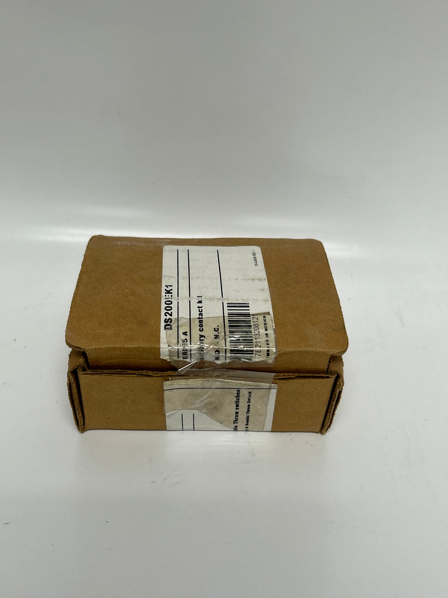 EATON DS200EK1 Auxiliary Contact Kit 30-100 Heavy Duty / Cutler-Hammer no. 10316H89