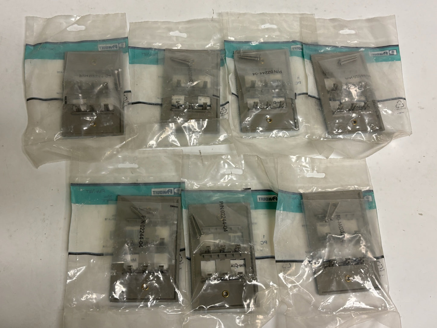 New 7 PK Panduit CFP4SY 1-Gang 4 Position Stainless Steel FacePlate
