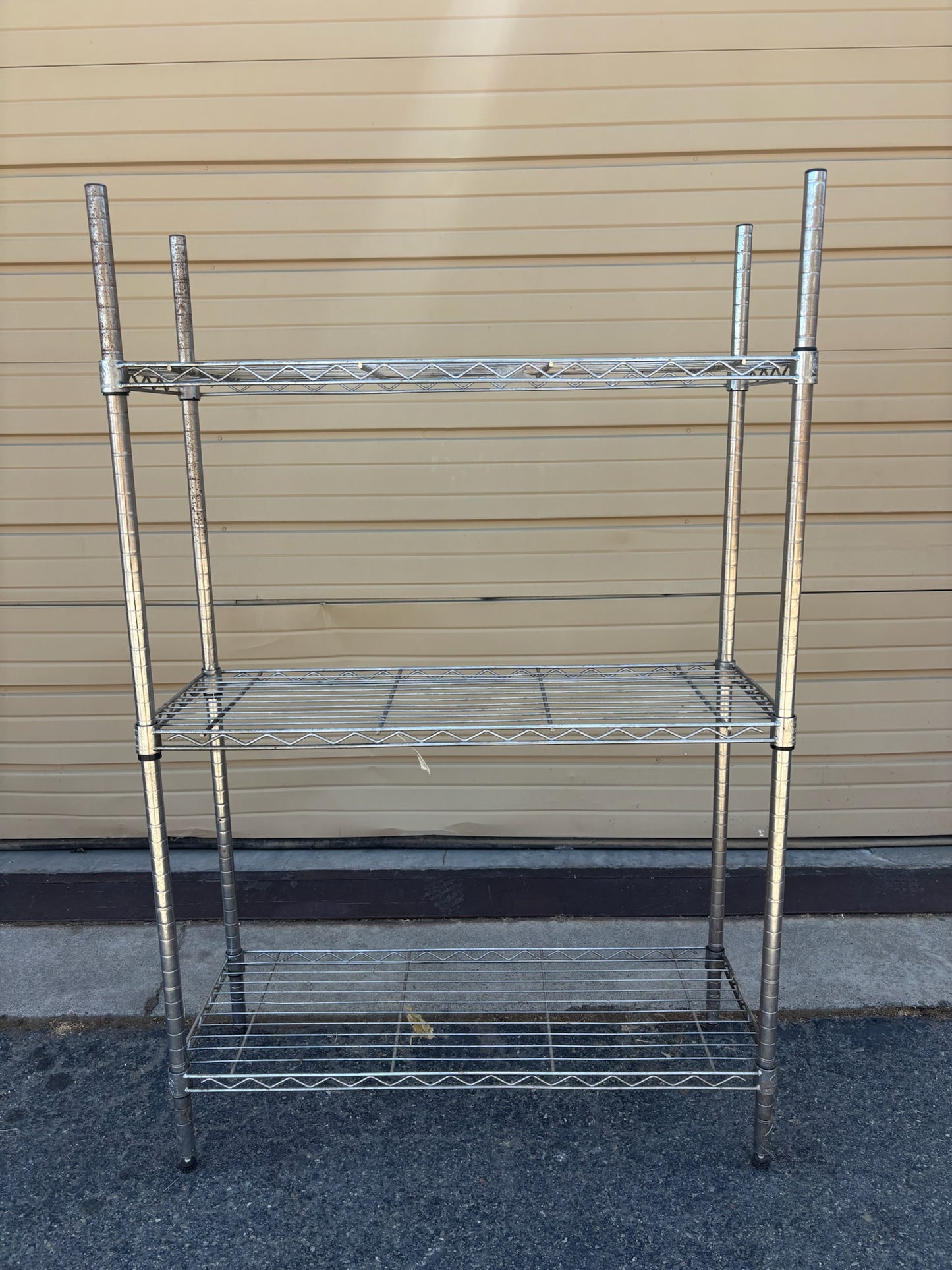Metal Shelf (35 x 14 x 55)