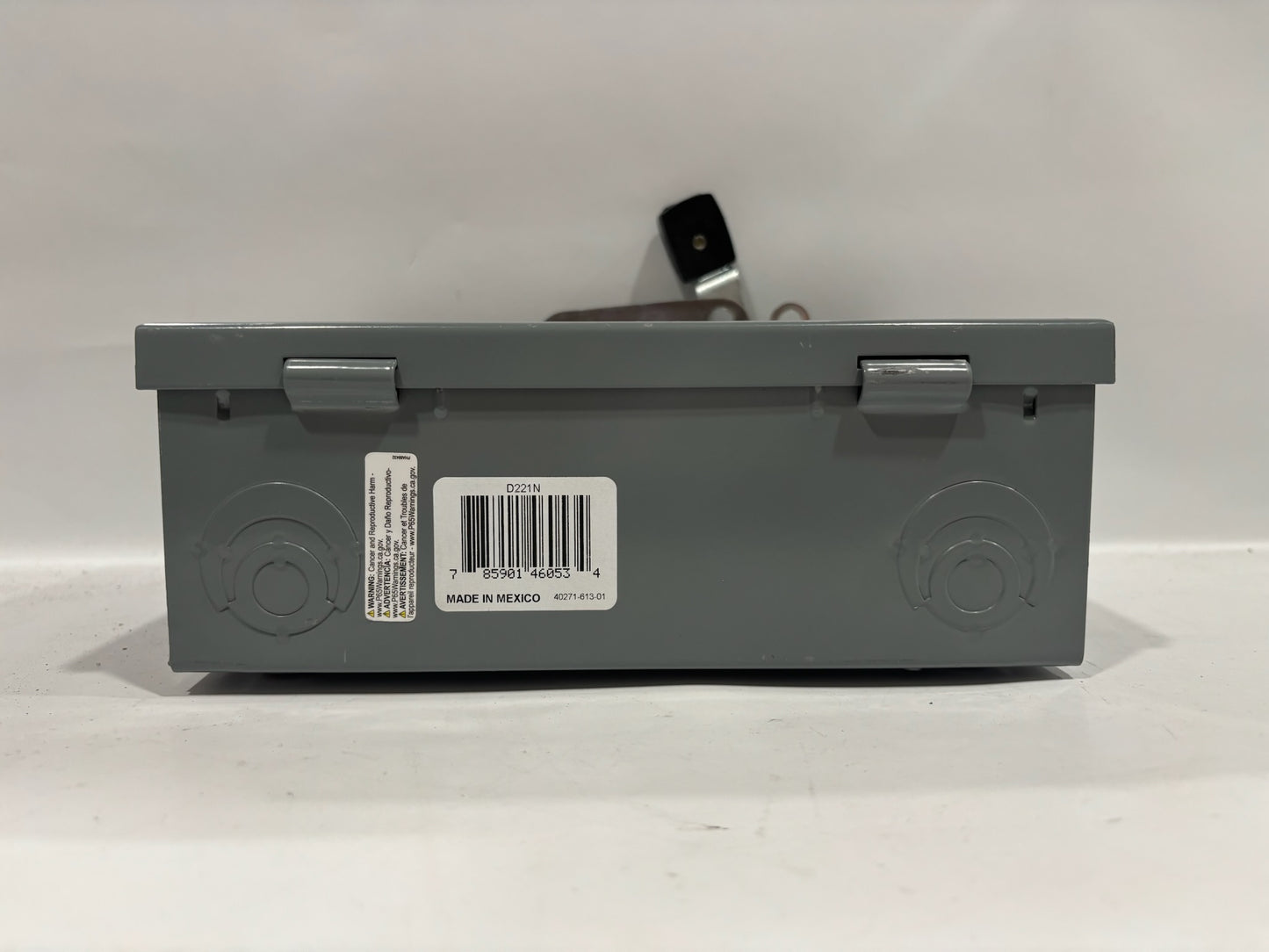 Square D D221N General Safety Switch, 2P3W, 30 A, 240 Vac No Box, With Minor Scratches