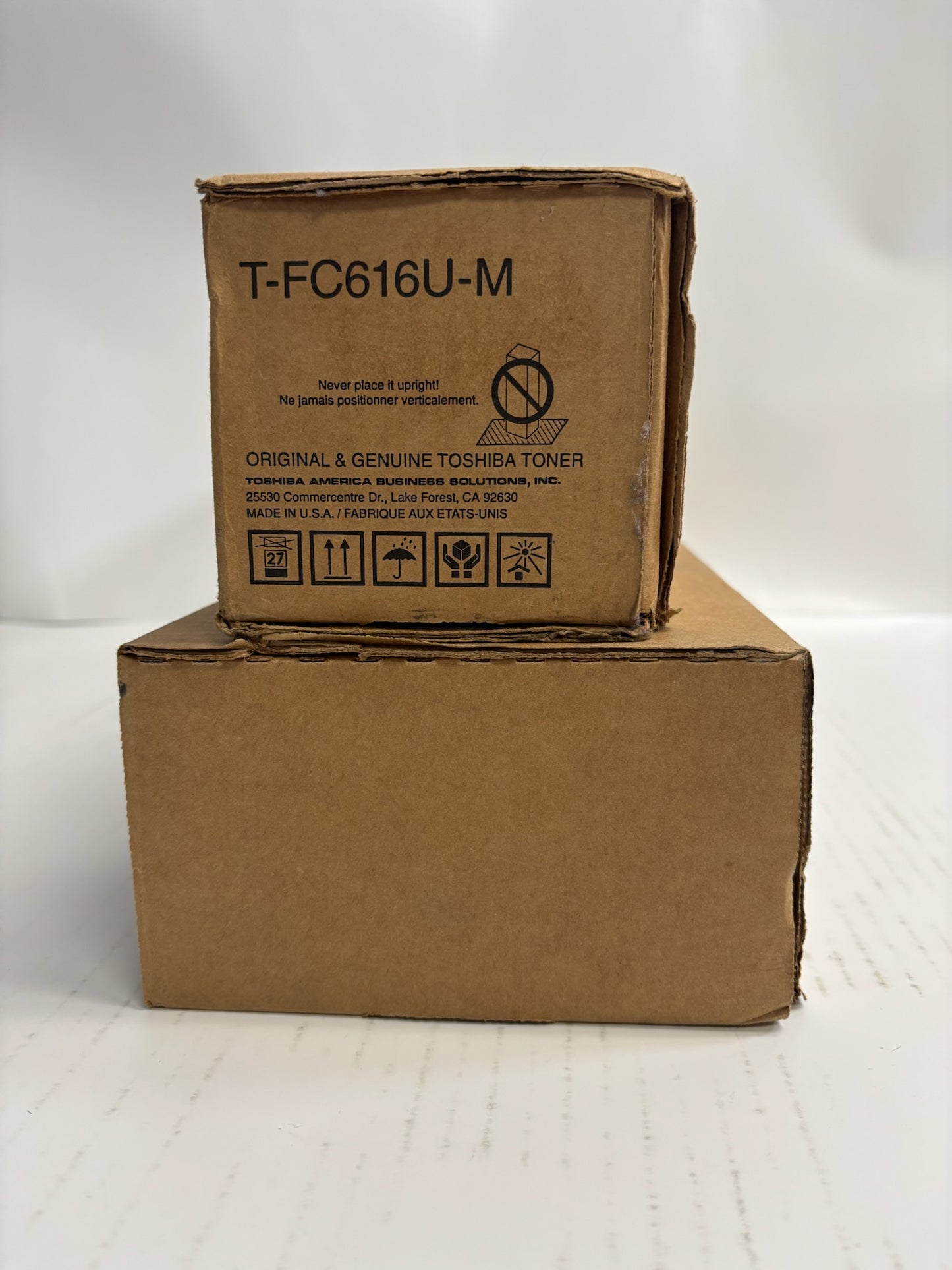 2 Genuine Toshiba e-STUDIO 5516AC,6516AC,7516AC MK Toners T-FC616U-M, T-FC616U-K