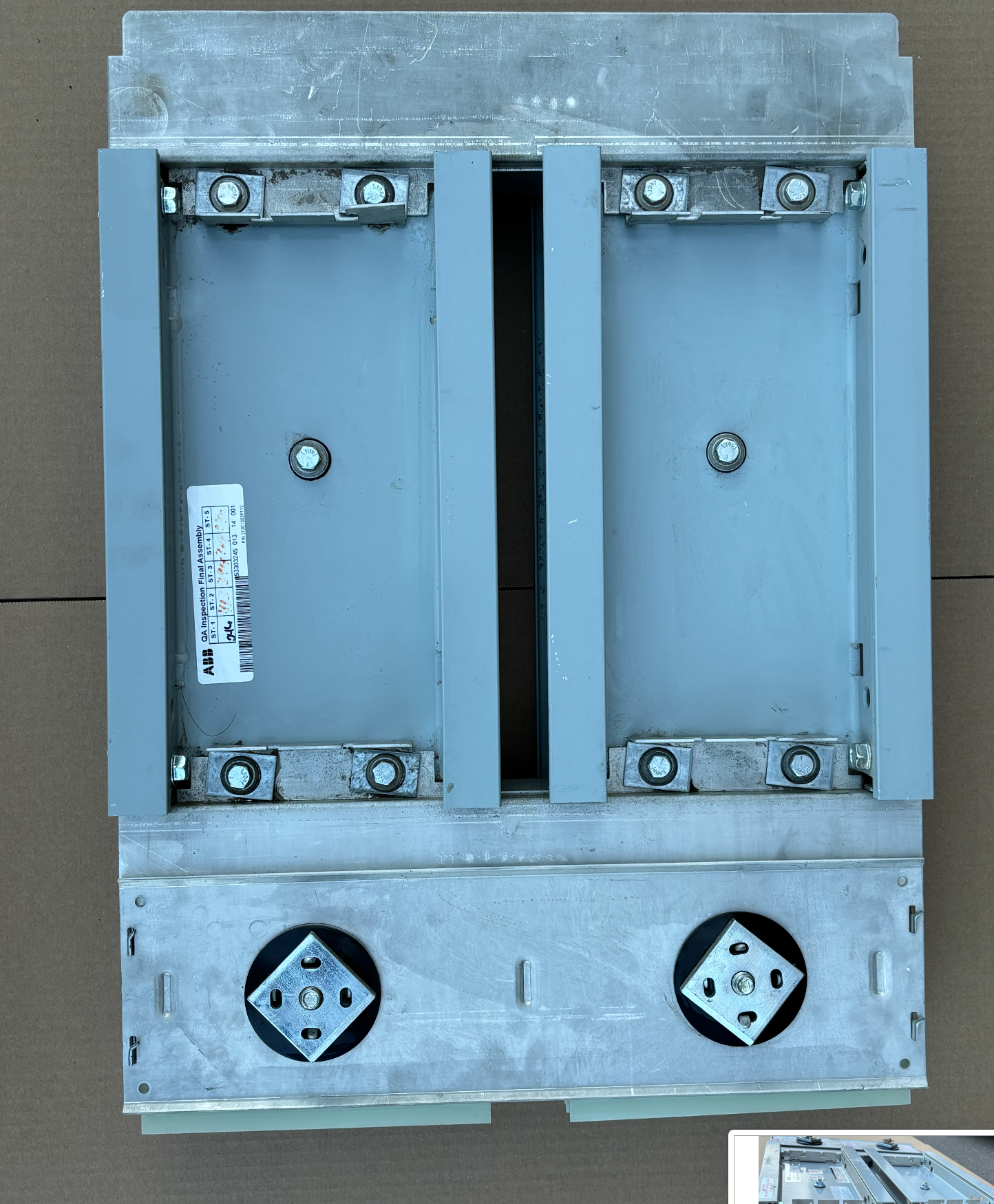 ABB ReliaGear Busway 3000 AMPS 600VOLTS PH3 W4 Bus Duct