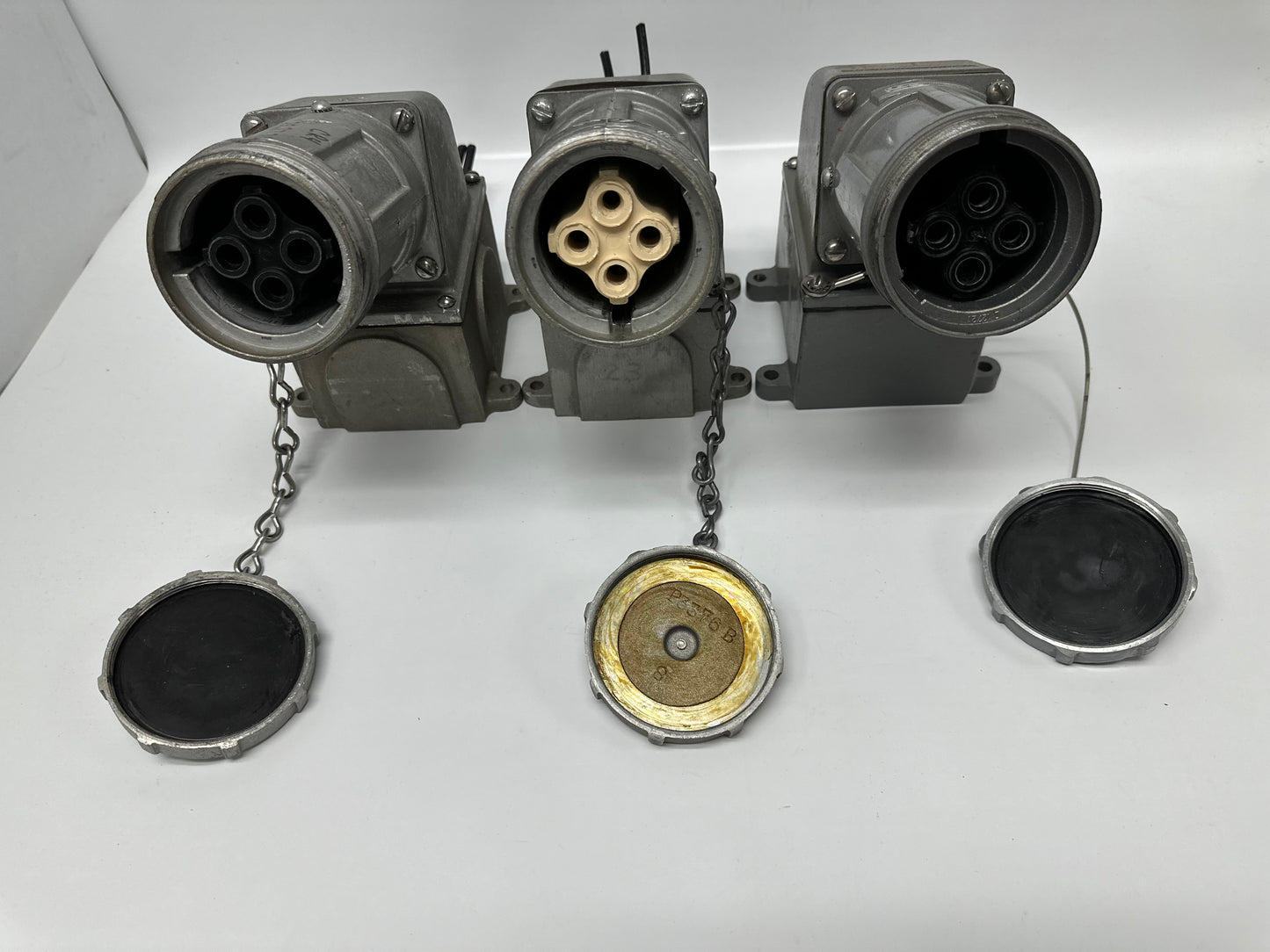 Russellstoll 7324-78 3 Pole 4 Wire Receptacle 60A 600VAC 250 VDC (Single)
