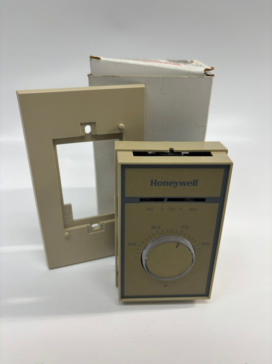 Honeywell (T651A3018) Heat/Cool Thermostat