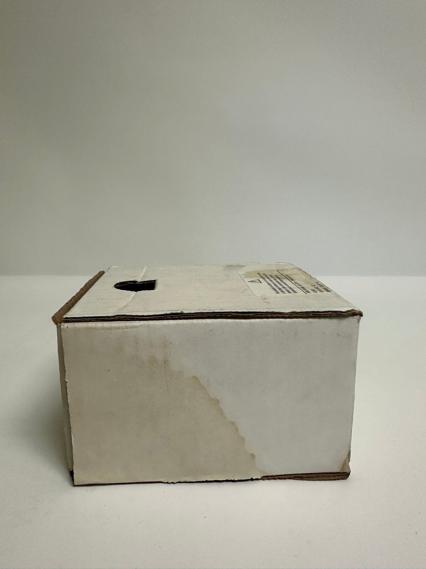 3 PK Burndy (K3A29U4N) Aluminum Universal Terminal, 3 Conductor, 4 Hole