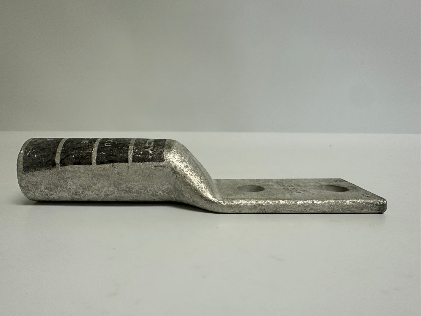 6 PK Burndy (YA392N) Two-Hole Lug Compression Connector: 750 kcmil