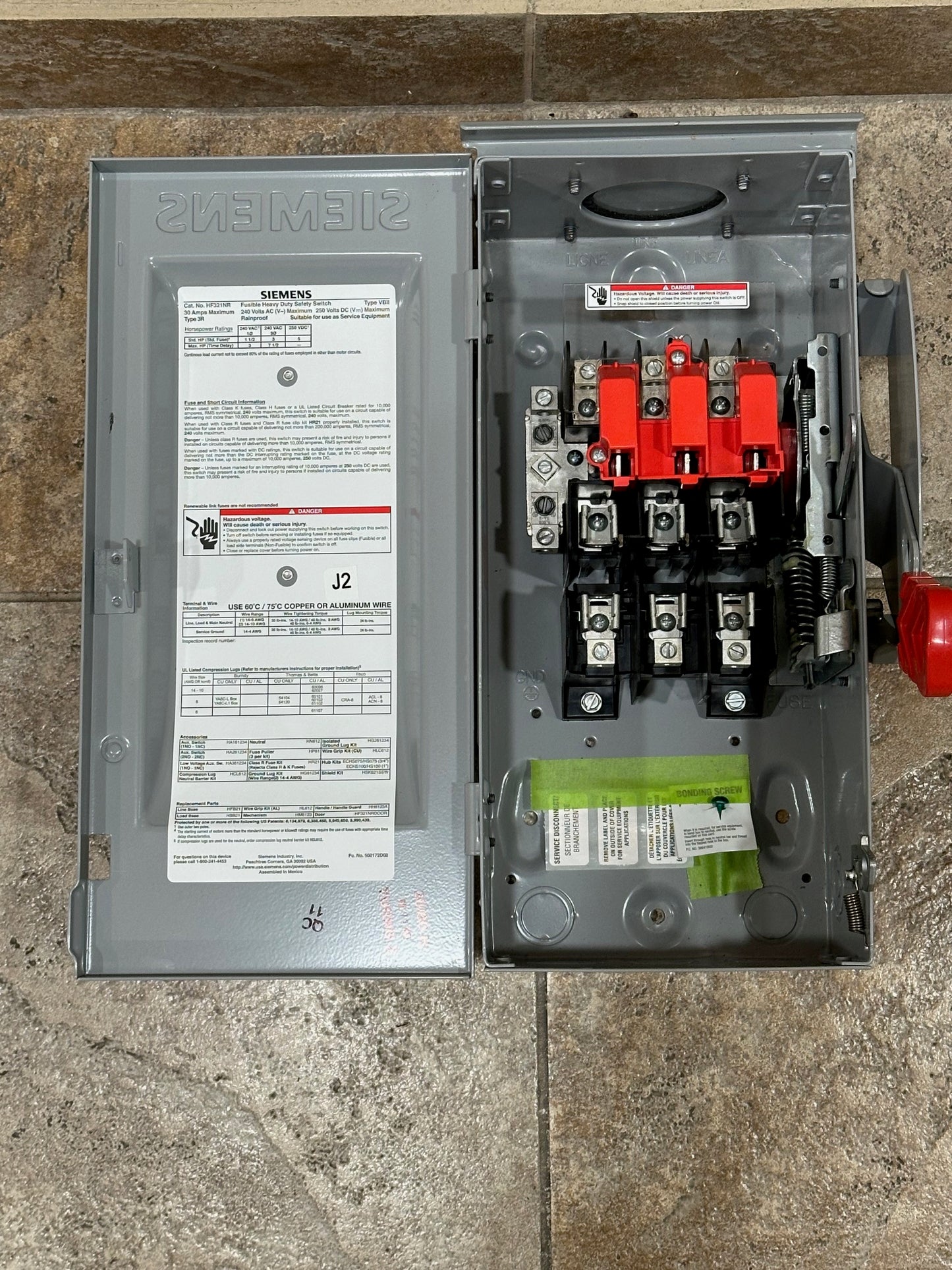 Siemens Heavy Duty Safety Switch HF321NR 240V 250VDC