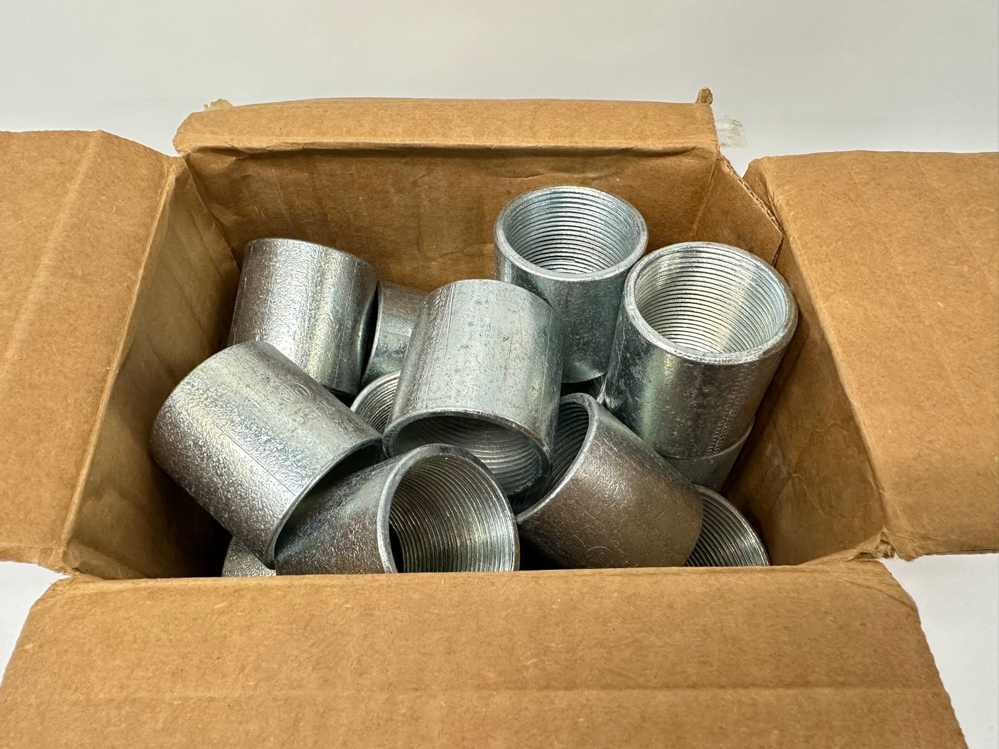 50 PK Wheatland 1-1/2" Rigid Conduit Coupling – Steel, Threaded