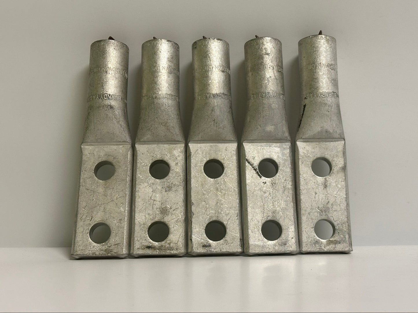 5 PK Burndy (YA31A3) 350Mcm Aluminum/Copper 2-Hole Lug, 1.85 Inch Barrel