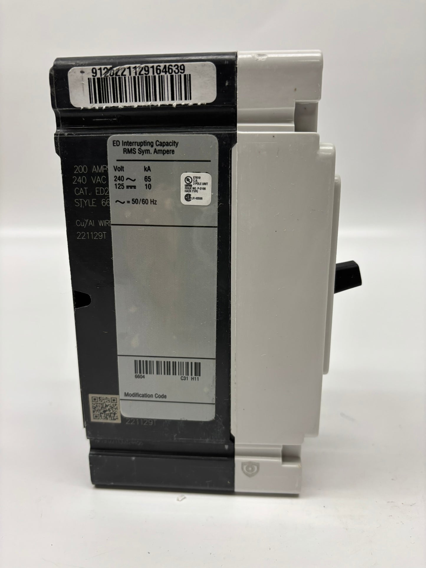 Eaton (ED2200) Series C, Complete Molded Case Circuit Breaker