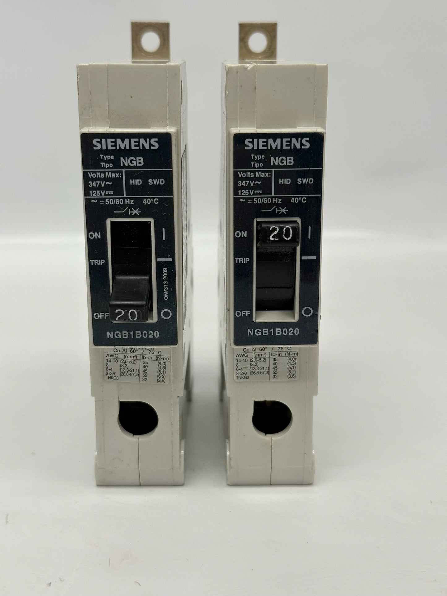 2 PK Siemens NGB1B20  Miniature Circuit Breaker 20A