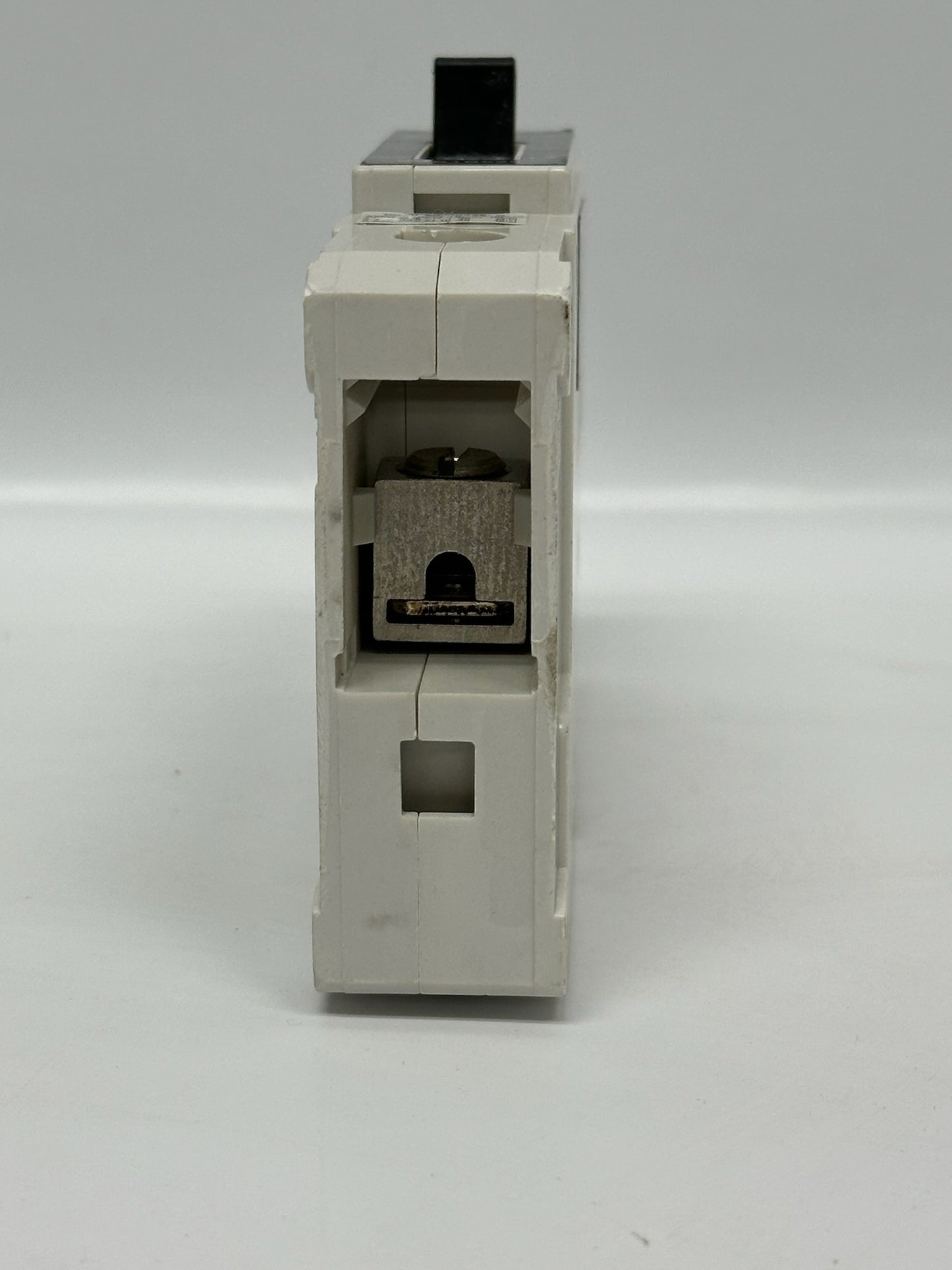 2 PK Siemens NGB1B20  Miniature Circuit Breaker 20A