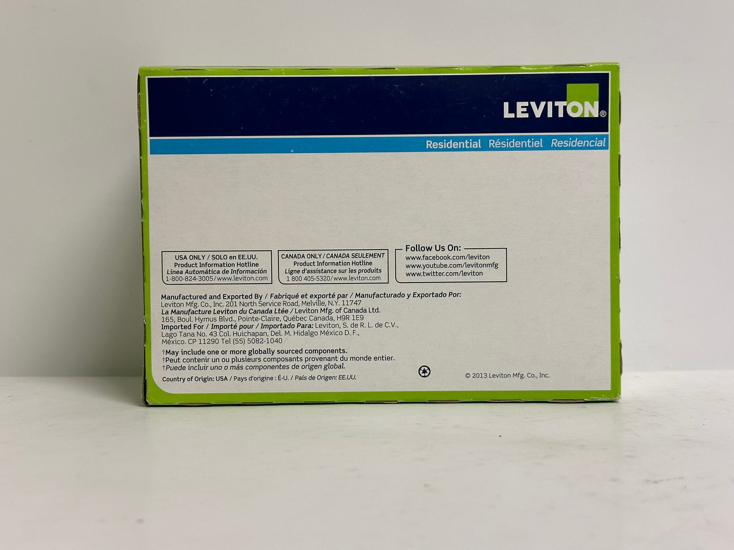 25 PK Leviton (80528-W) 1-Gang Flush Mount Outlet/Receptacle Wall plates