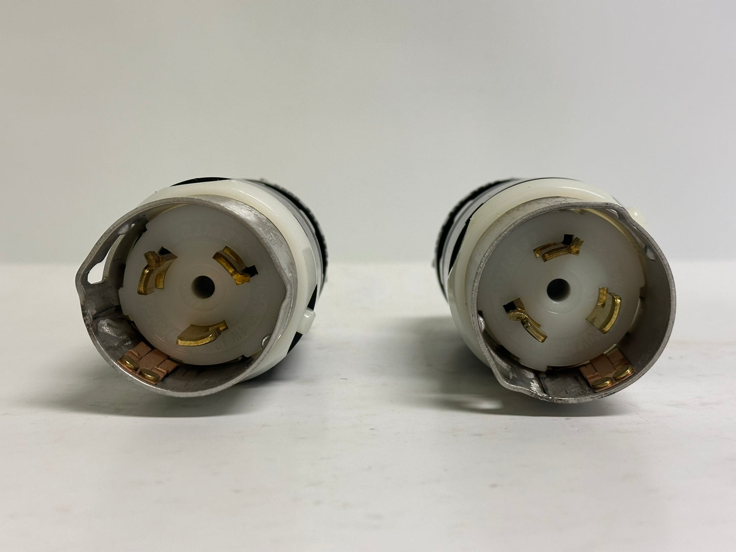2 PK Leviton (CS6365C) California-Style Industrial Grade Locking Plug