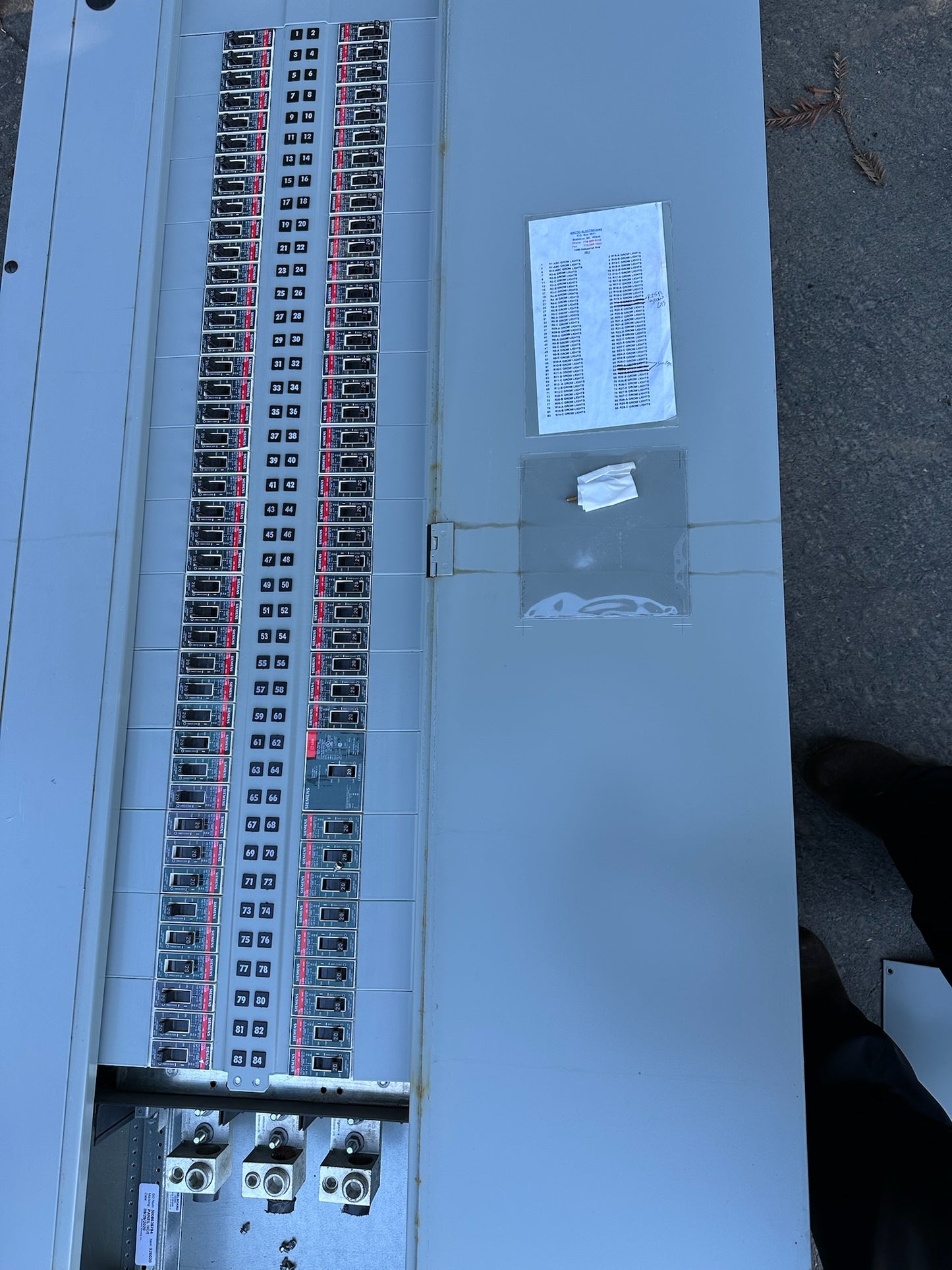 Siemens 480Y/277 V P3E80ML400FBS 400A 3-Phase Grow Light Panelboard 81 Breakers – Grow Facility Power