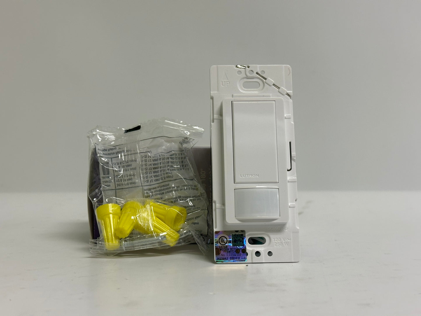 3 PK Lutron (MS-OPS2-WH) Occupancy/Vacancy Sensing Single-Pole Switch
