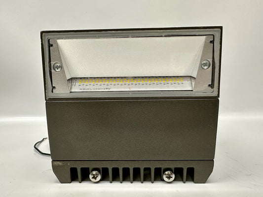 Cooper Lighting AXCS3A-CBP-CEC LED Wall-Pack Light