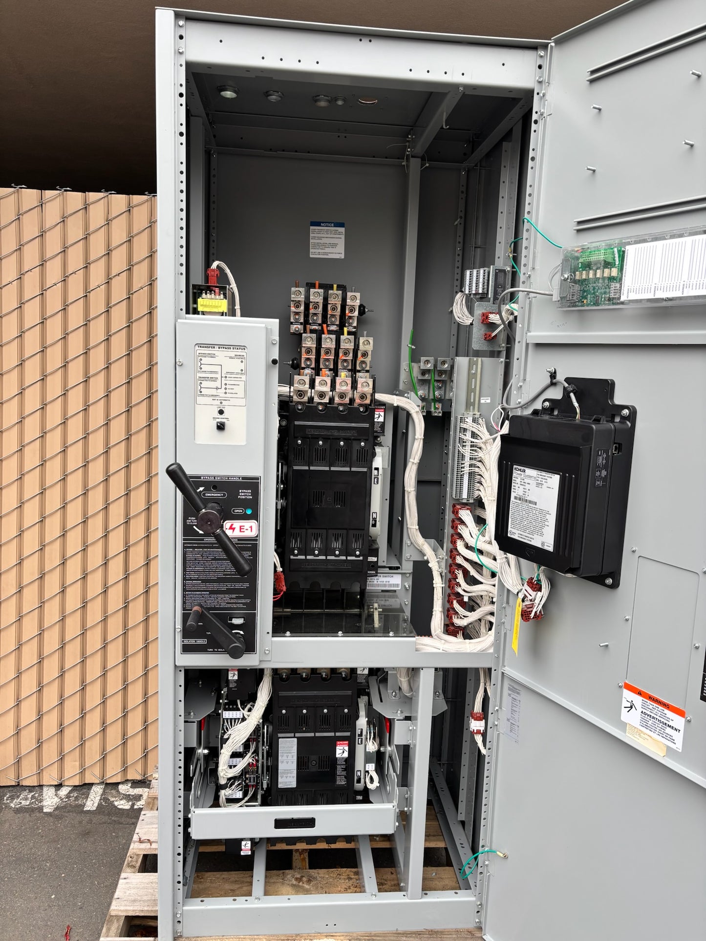 Kohler KBP-DMVA-0600S 600 AMP 480V Emergency Auto Transfer Switch W Bypass 01/15