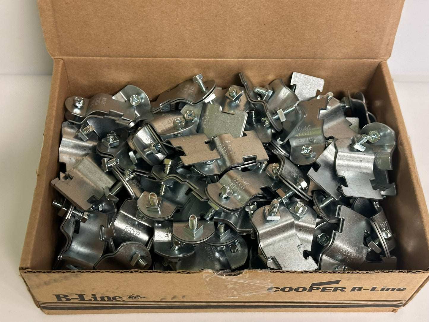 100 PK Cooper B Line (B2002PAZN) 3/4" Pipe/Conduit Clamp, Thinwall, Zinc