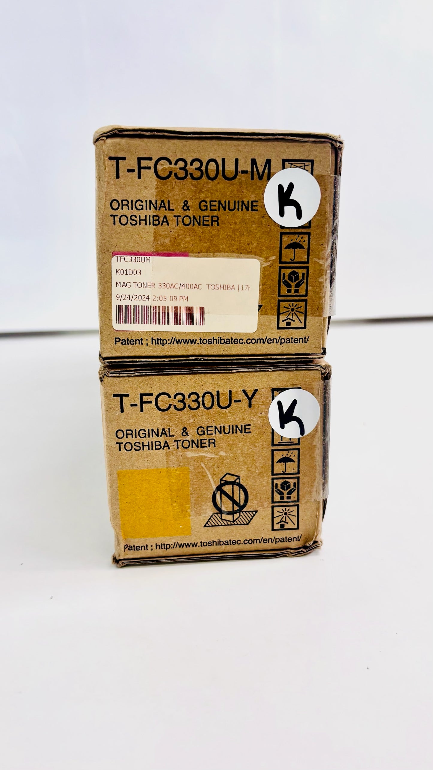 2 Genuine Toshiba 330AC, 400AC Magenta & Yellow Toners T-FC330U-M, T-FC330U-Y