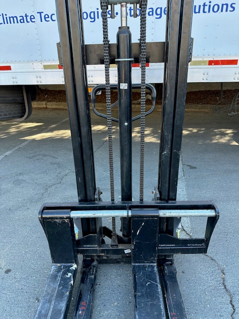 KAIXUN Heavy Duty Hydraulic Stacker Lift Truck 3300 LB. 98" Industrial Grade