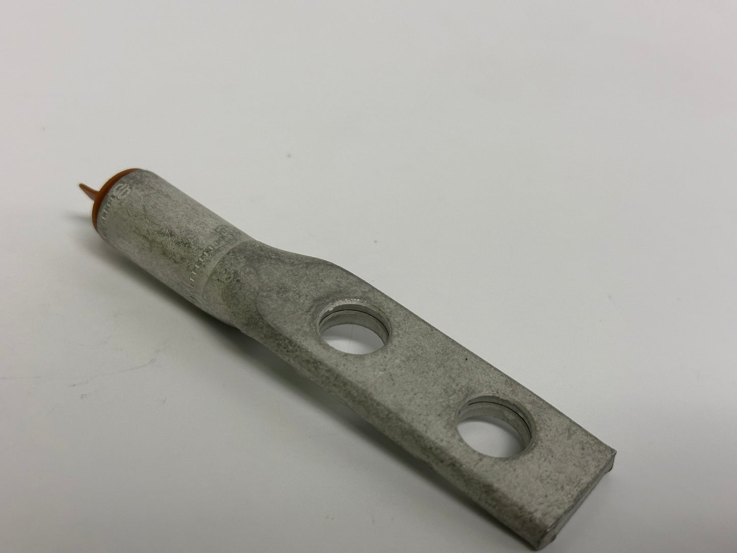 3 PK Burndy (YA25A5) Compression Terminal 1/0 AWG Al 2-Hole 3/8" Stud 1-1/16" Spacing