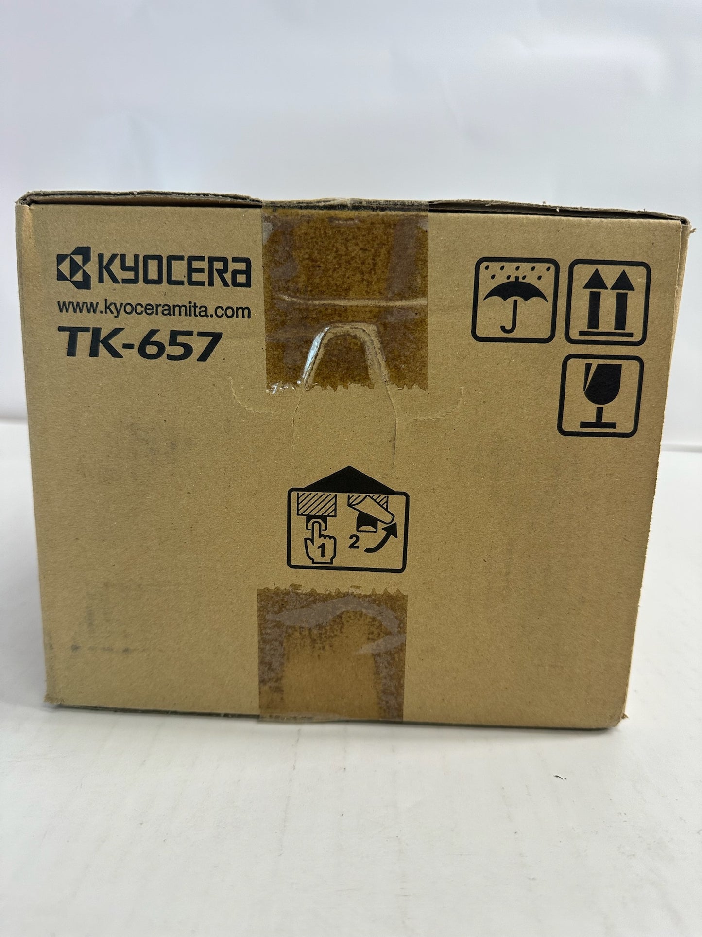 New Genuine Kyocera KM-6030,8030 Black Toner Kit TK-657 1T02FB0US0