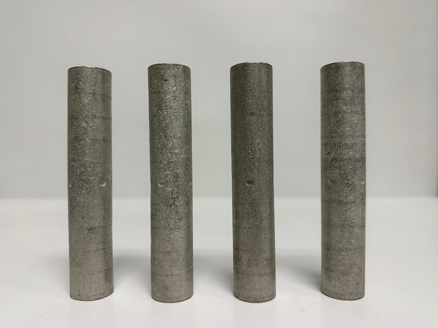 4 PK Burndy (Y530) 300 Compression Splice, 300 kcmil Cu Long Barrel  4.34" Splice Length