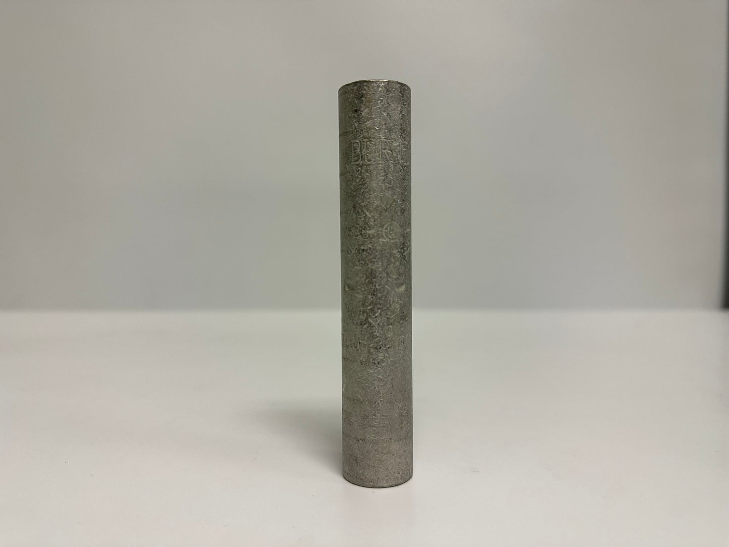 4 PK Burndy (Y530) 300 Compression Splice, 300 kcmil Cu Long Barrel  4.34" Splice Length