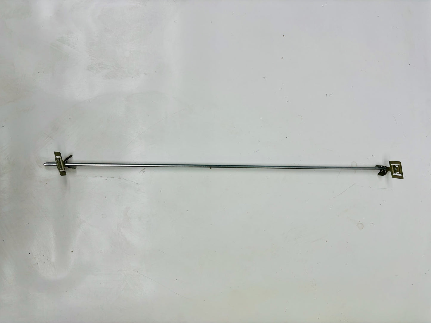 25 Pk nVent Caddy BG24 24in Stud Spanner Bar for Metal Studs
