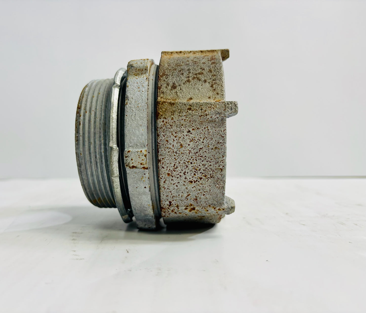 Hubbell Raco (1812) 3" Rigid/IMC Malleable Iron Straight Compression Connector