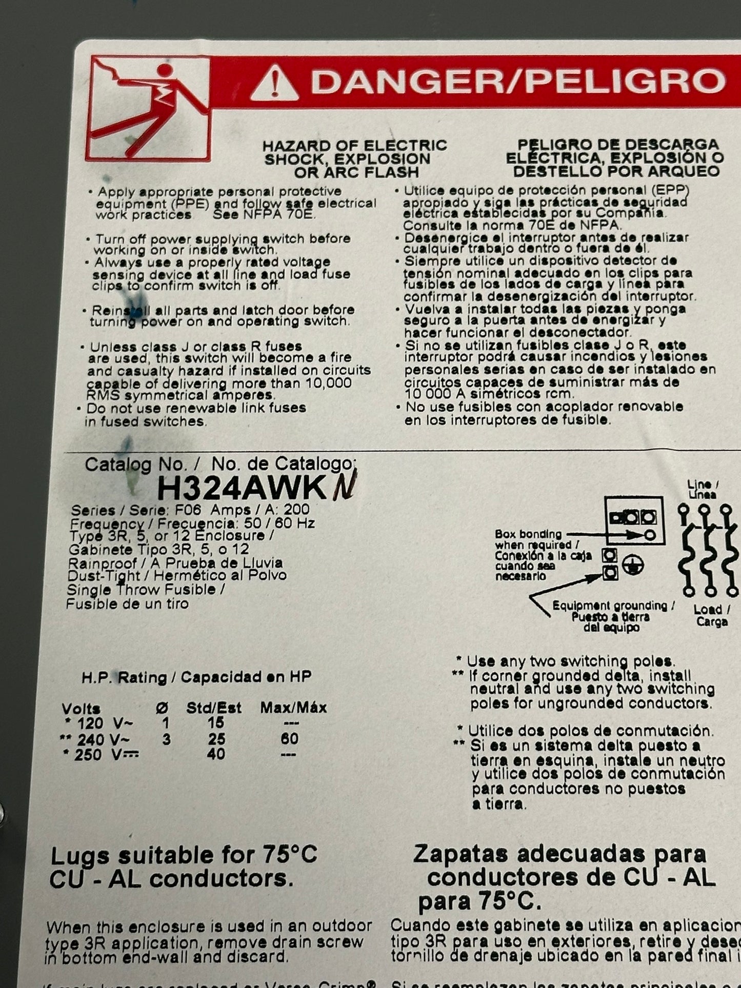 Square D (H324) Like New AWK Heavy Duty Fusible Safety Switch 200 Amps