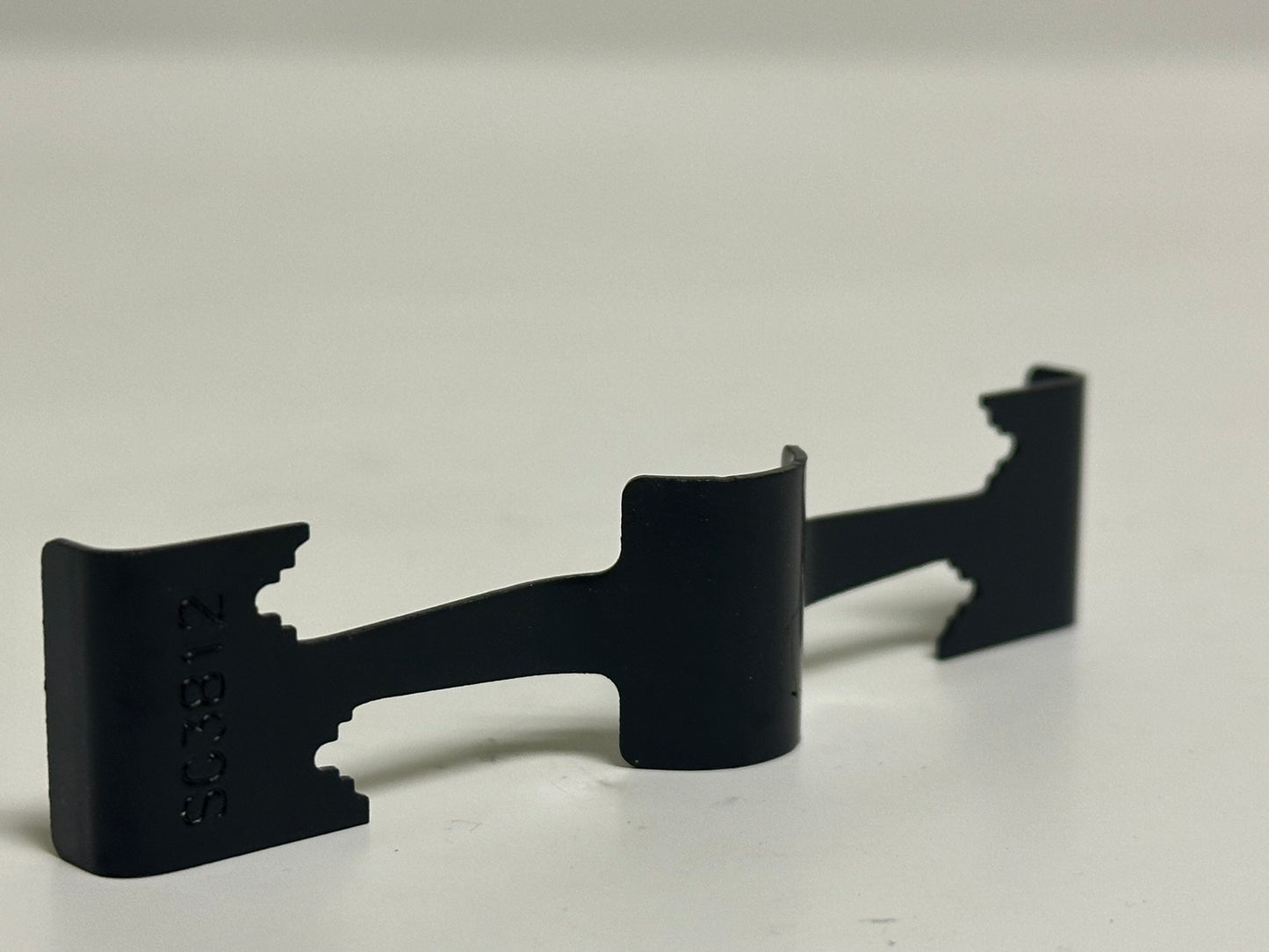 Stiffy Grippers (SG3812) for 3/8" MC Cable & 1/2" EMT Conduit Support