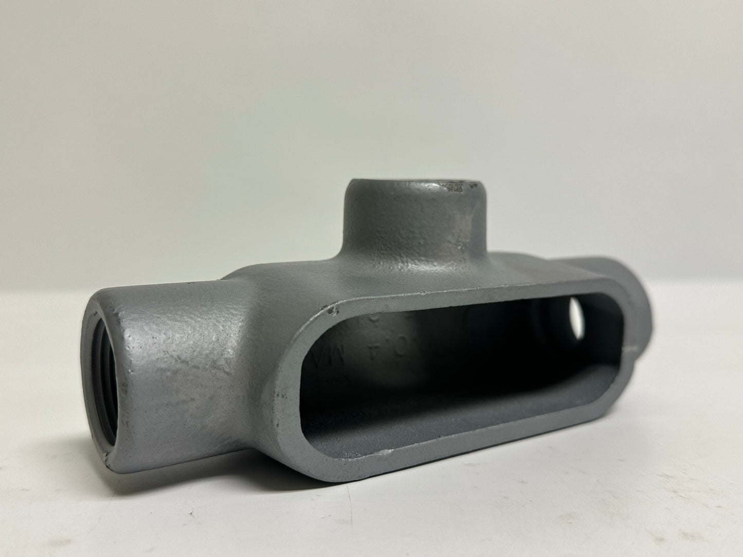 4 PK Appleton T37 Type T Conduit Body for 1" Rigid/IMC Resistant Coat