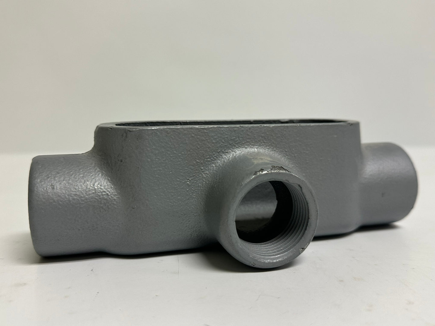 4 PK Appleton T37 Type T Conduit Body for 1" Rigid/IMC Resistant Coat
