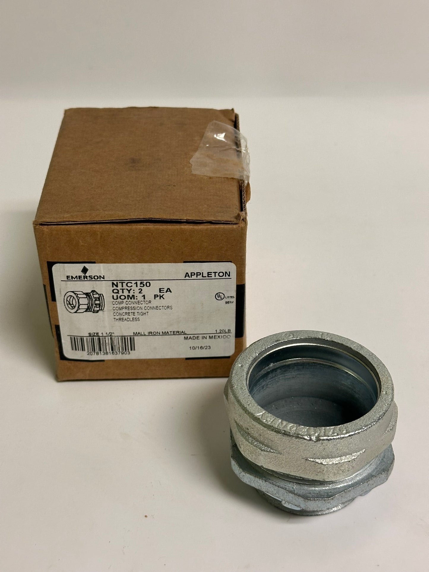 2PK Emerson NTC150 Conduit Body, 1-1/2", Type N, Iron, Threaded