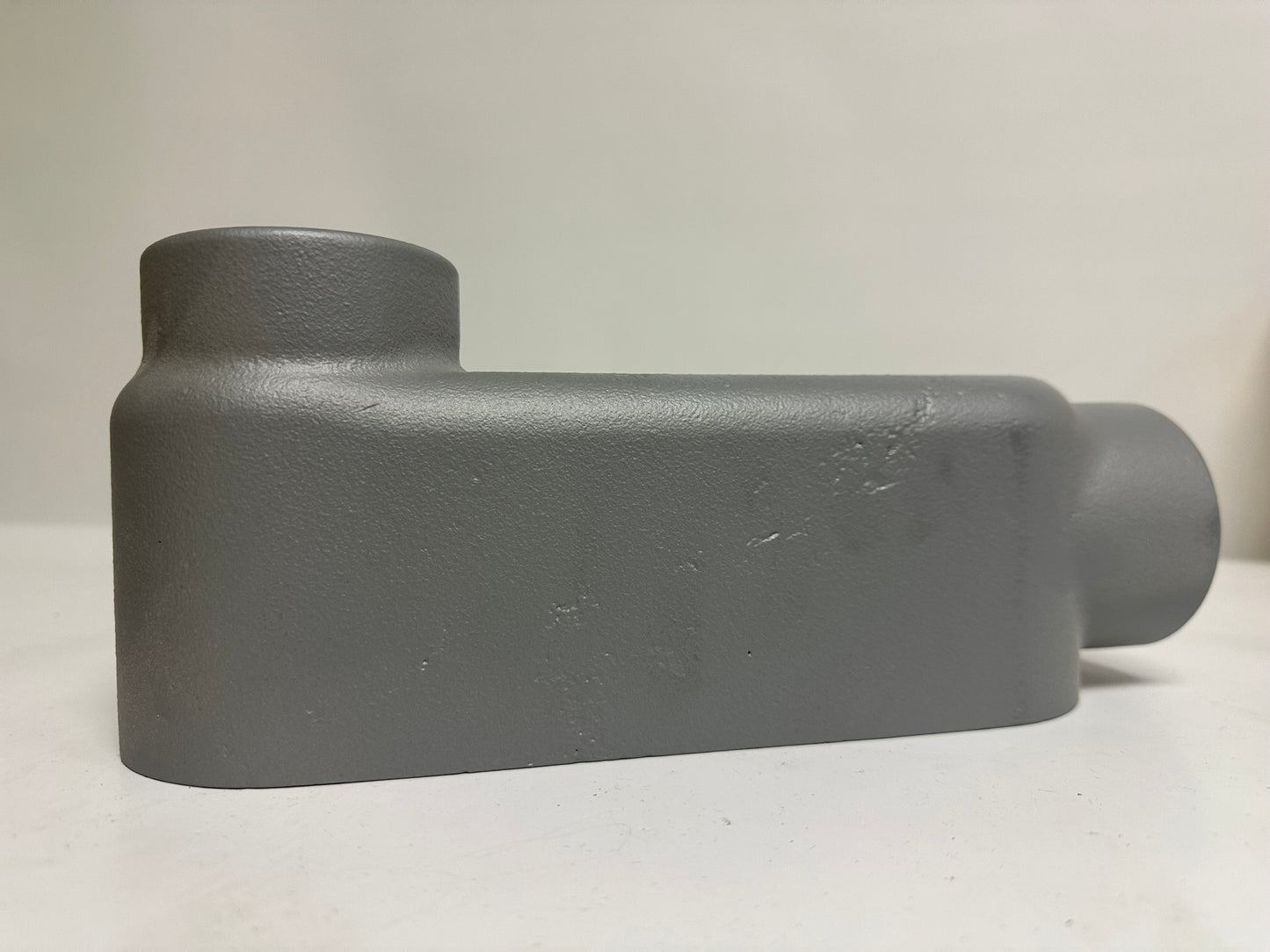 Appleton LB200-M 2" LB Conduit Body, Malleable Iron, Triple-Coated Finish