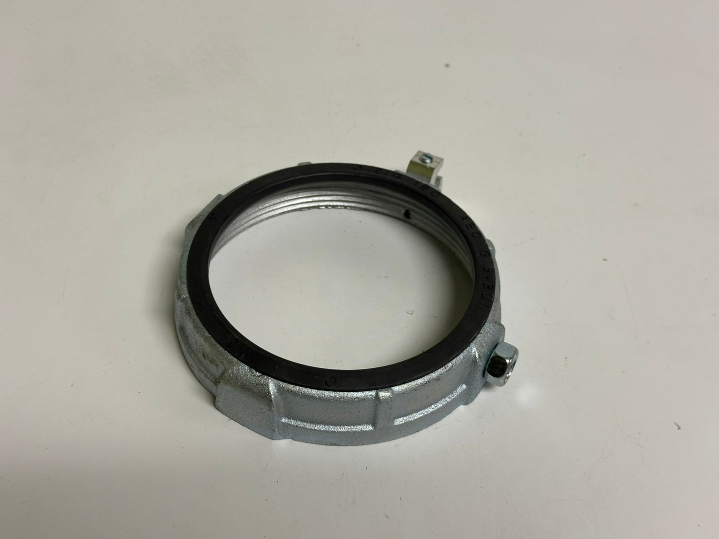 Emerson GIB400L4AC 4" Grounding Bushing, 14–4 AWG, Insulated, Zinc-Plated