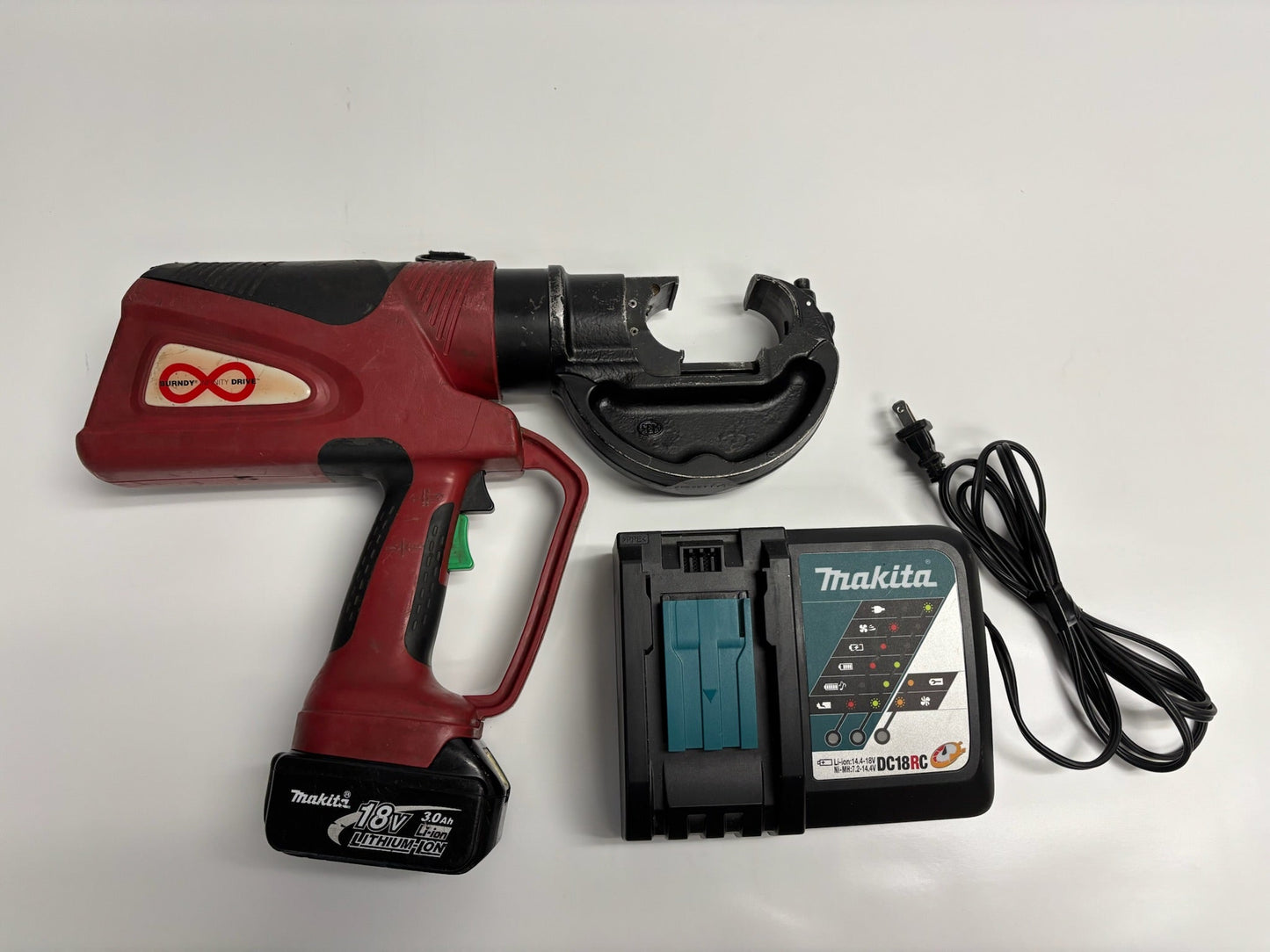 Burndy PAT-750-LI 12 Ton Hydraulic Crimp Tool (3.0AH Battery and Charger)