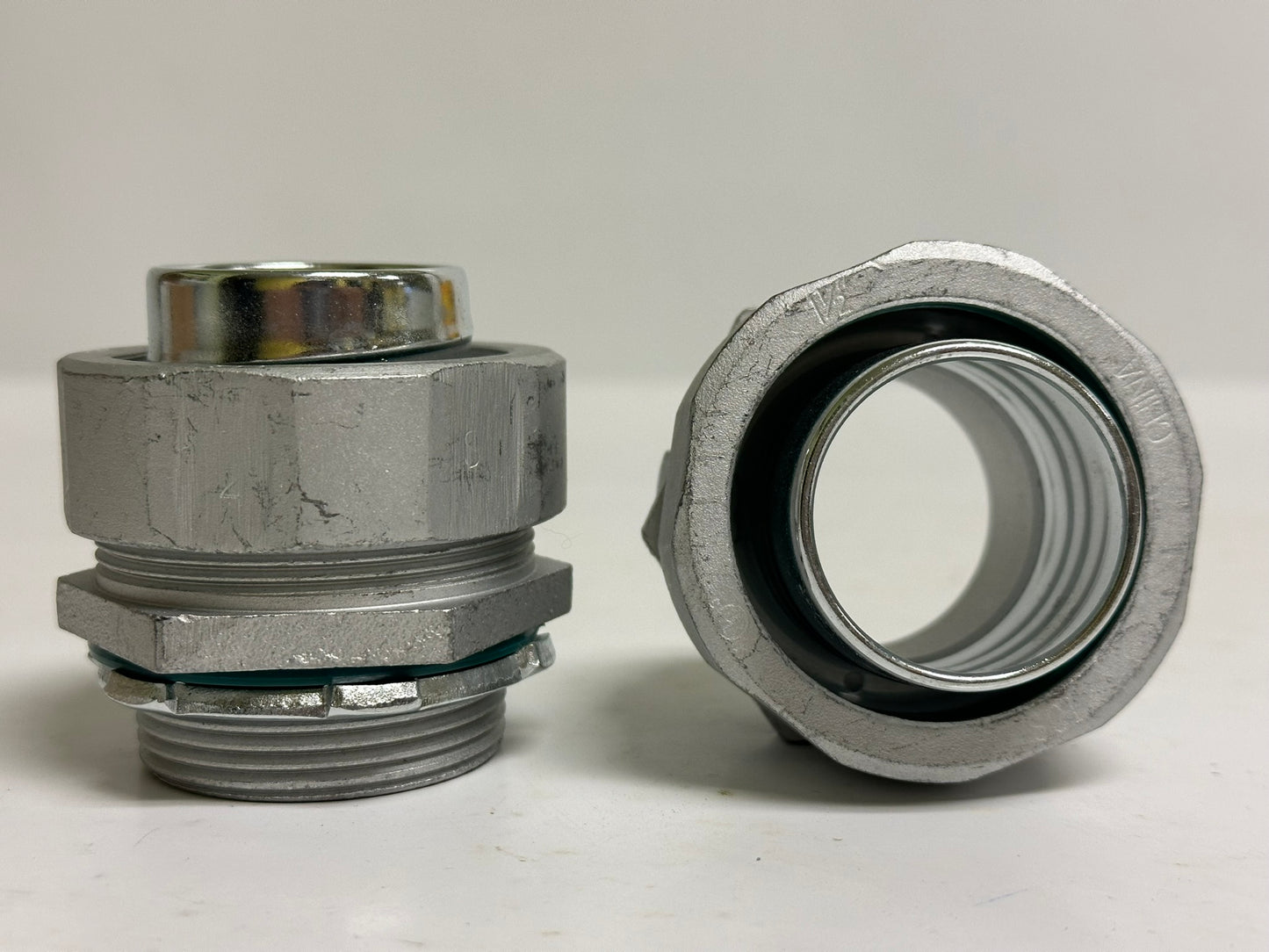 6 PK Atkore LTQ150KON 1-1/2" Liquid-Tight Connector, Screw-On, Zinc Alloy