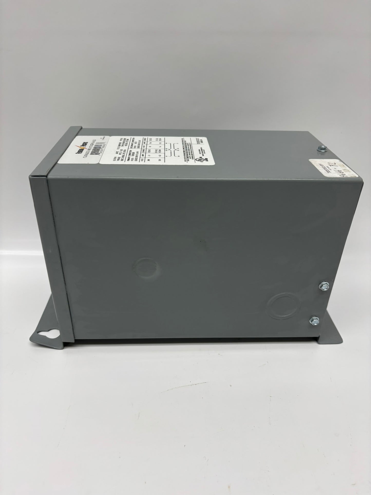 K1XGF16-0.5 Federal Pacific 1 Phase 0.5 KVA Transformer. 120x240V Primary X 16/32V Secondary