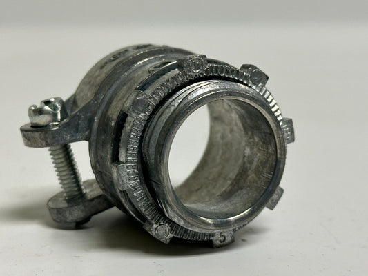 20-Pack Bridgeport 410DC2 1" Die-Cast Zinc Squeeze Connector for Conduit