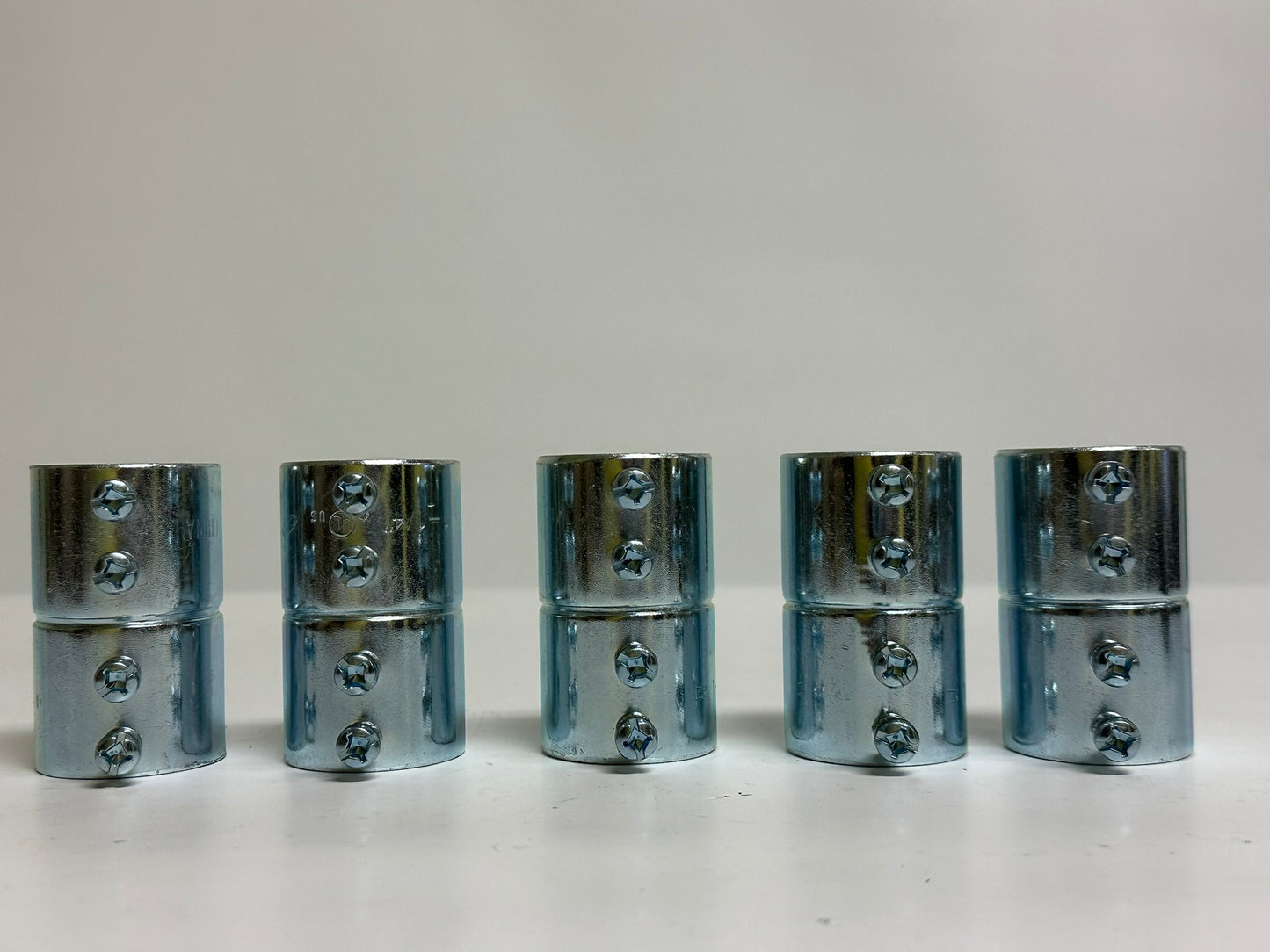 20PK Hubbell 2025 Compression Coupling, 1" for Rigid/IMC Conduit, Zinc Plated