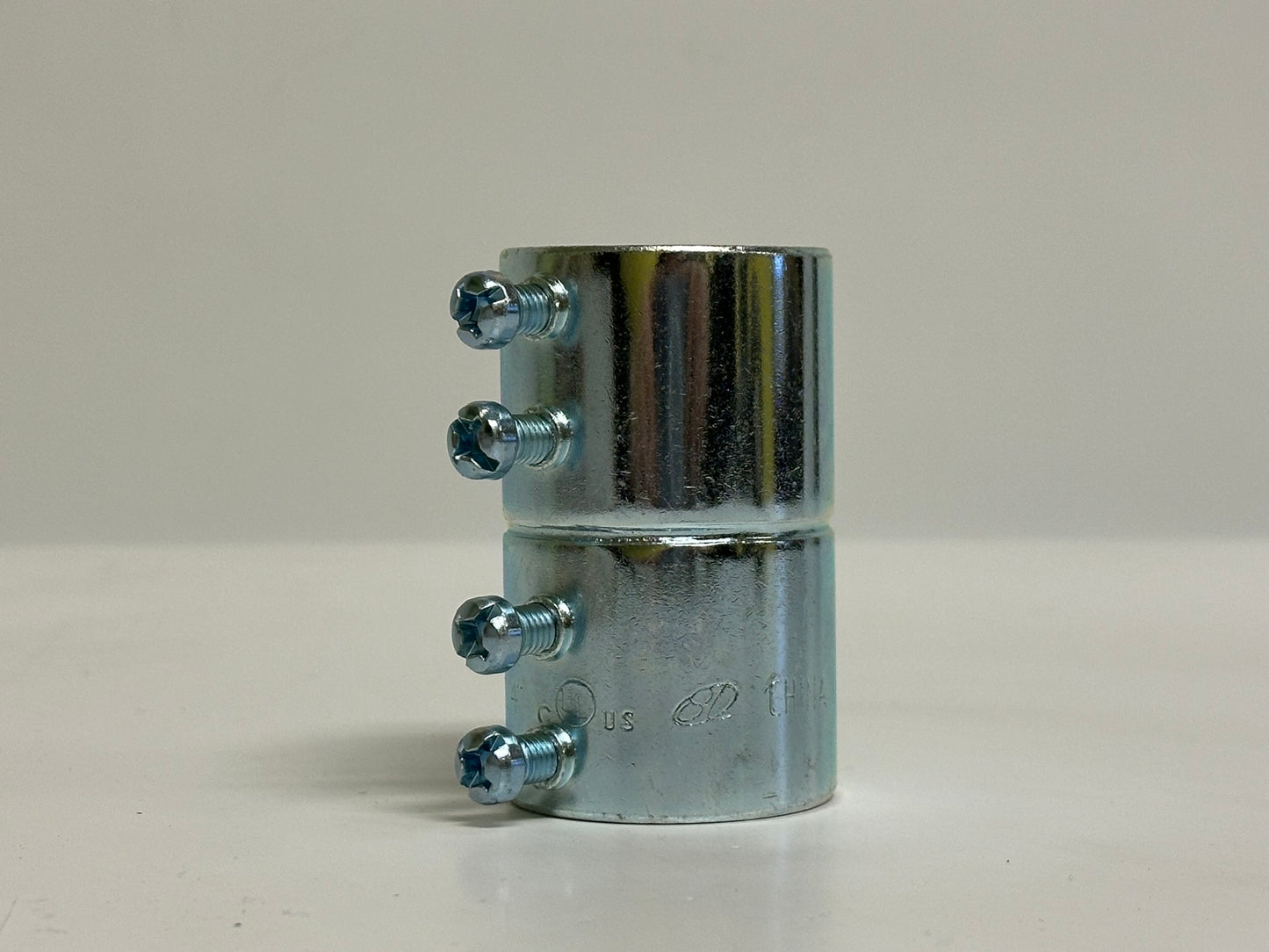 20PK Hubbell 2025 Compression Coupling, 1" for Rigid/IMC Conduit, Zinc Plated