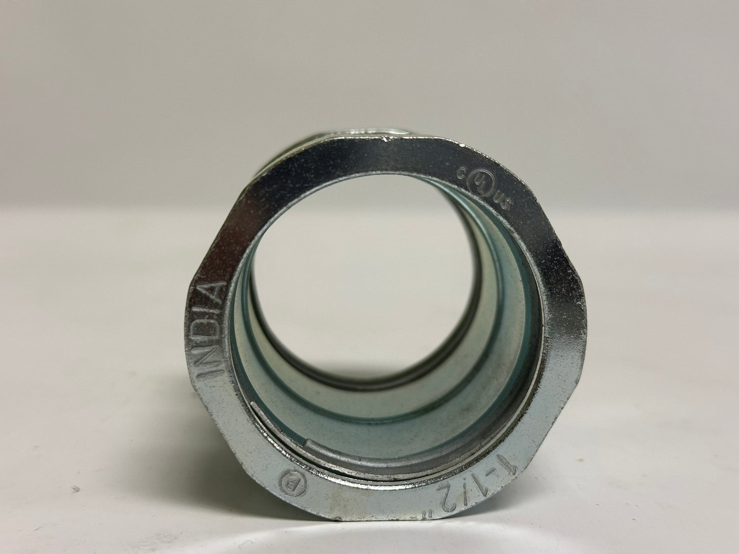 5 PK RACO 1826 Compression Coupling – Zinc, 1-1/2 in., for EMT Conduit