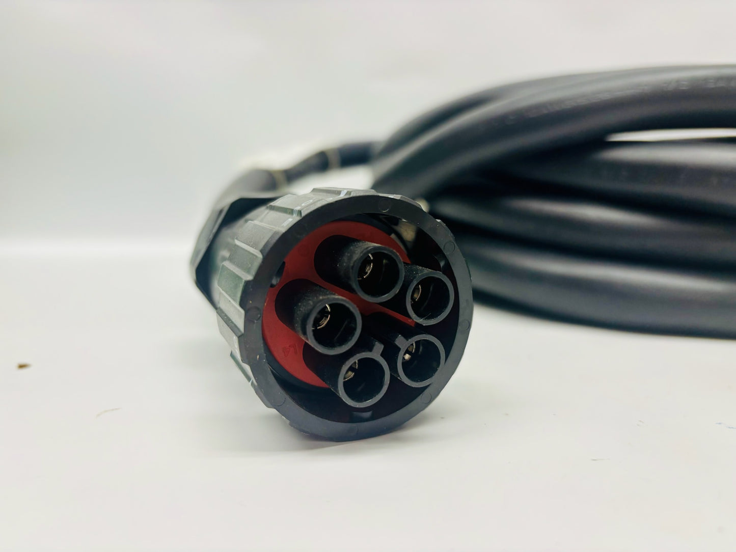 SolarEdge SE-EV-KIT-25J40-2 25ft 40A Level 2 EV Charging Cable & Holder